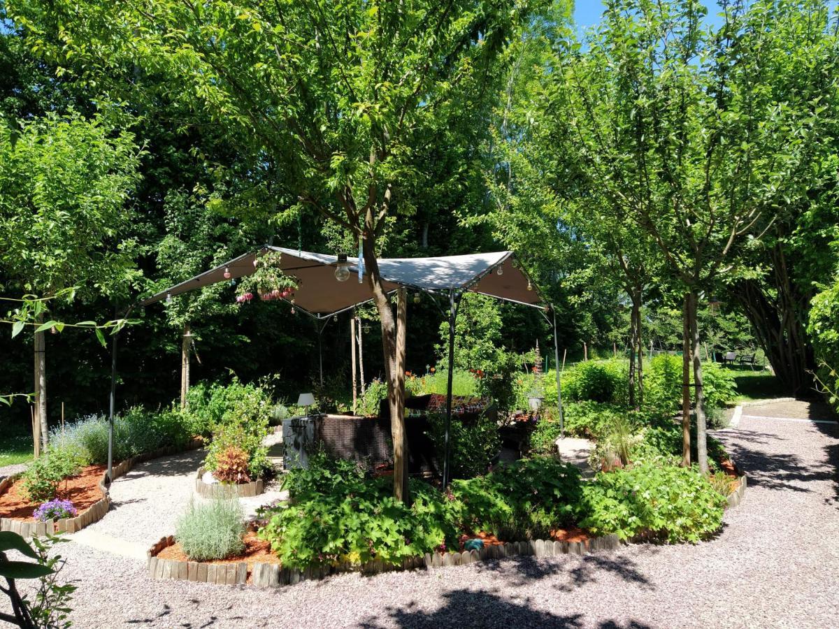L'Oree De Giverny Limetz Buitenkant foto