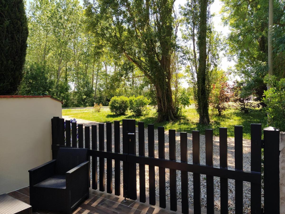 L'Oree De Giverny Limetz Buitenkant foto