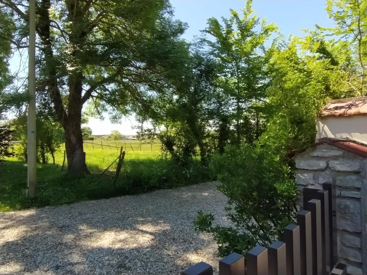L'Oree De Giverny Limetz Buitenkant foto
